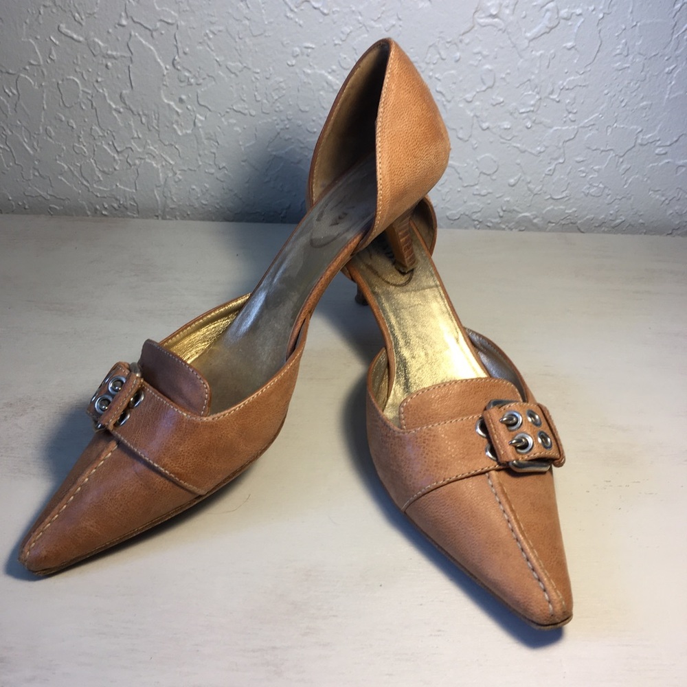 Prada kitten heels. Size 38 1/2.